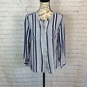 Two by Vince Camuto/ blouse / size medium